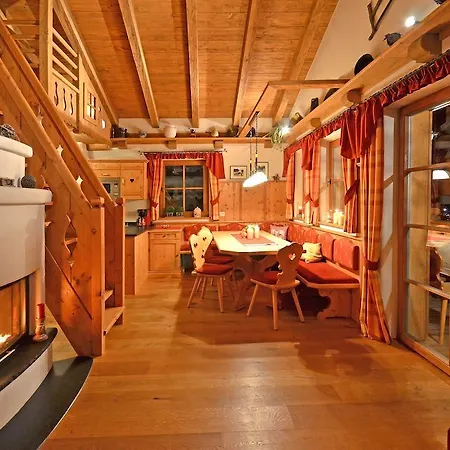 Berghof シャレー *